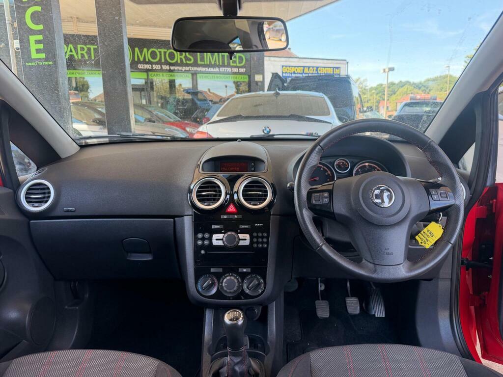 Vauxhall Corsa 1.2 16V Energy Hatchback Euro 5 Green #11