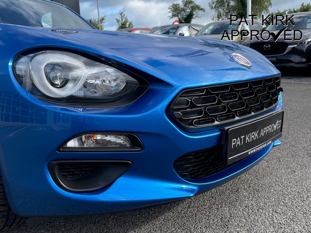 Fiat 124 Spider 124 Spider Lusso Multiair White #23
