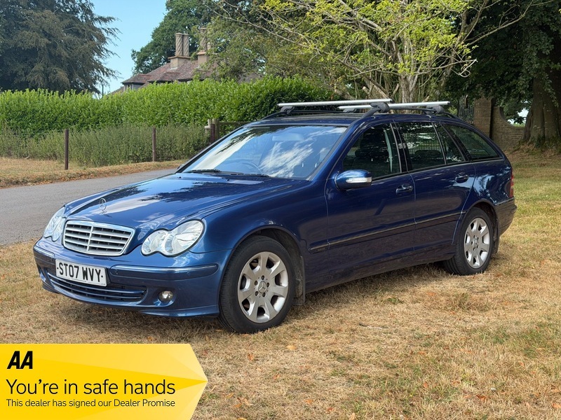 Mercedes-Benz C Class C200k Elegance Se Blue
