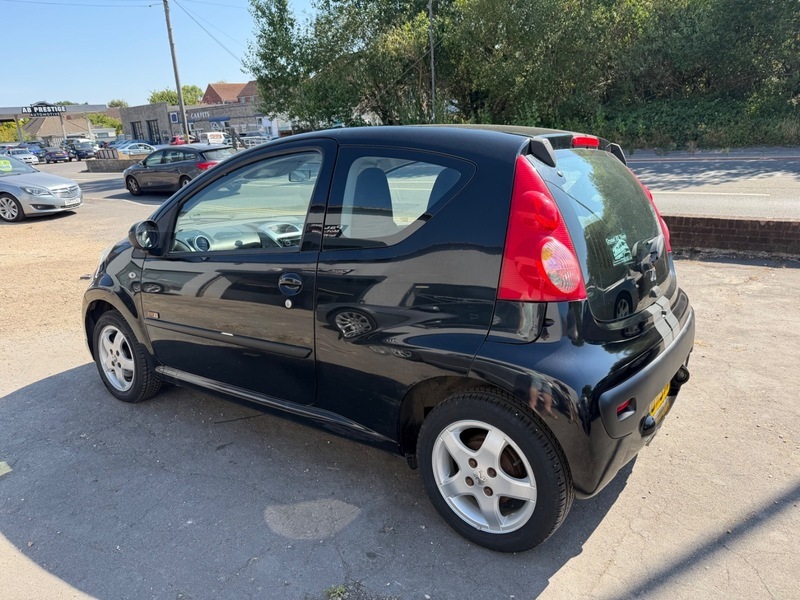 Peugeot 107 Sport Xs Black #5