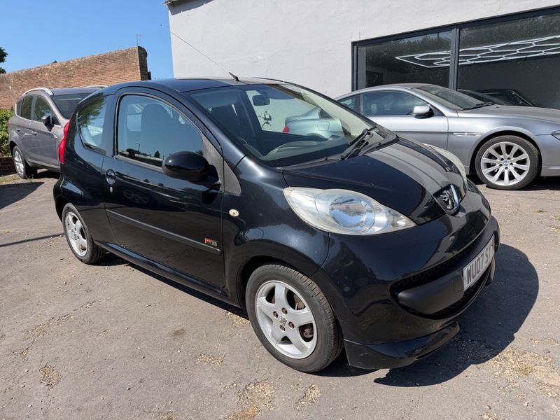 Peugeot 107 Sport Xs Black #3