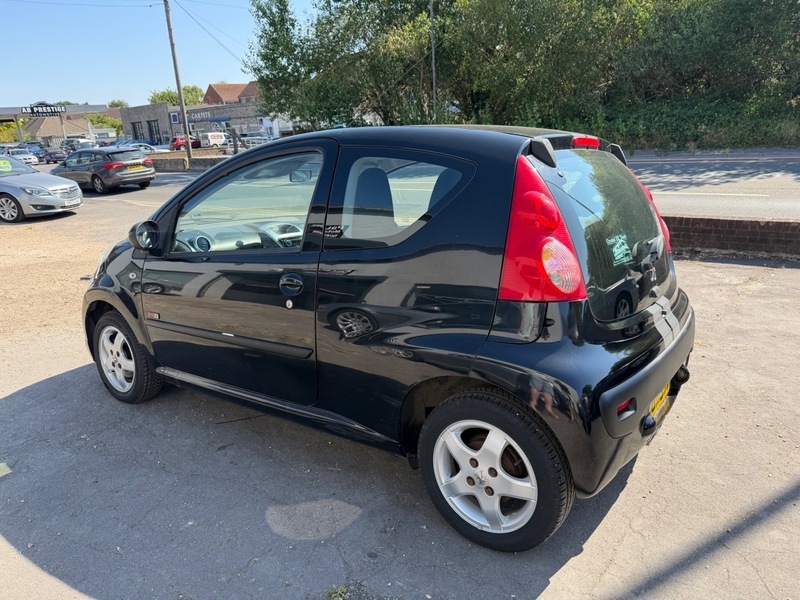 Peugeot 107 Sport Xs Black #6