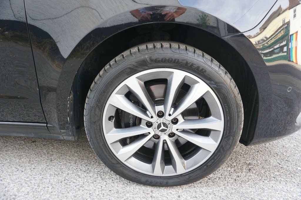 Mercedes-Benz V Class V220 D Sport Long Grey #30