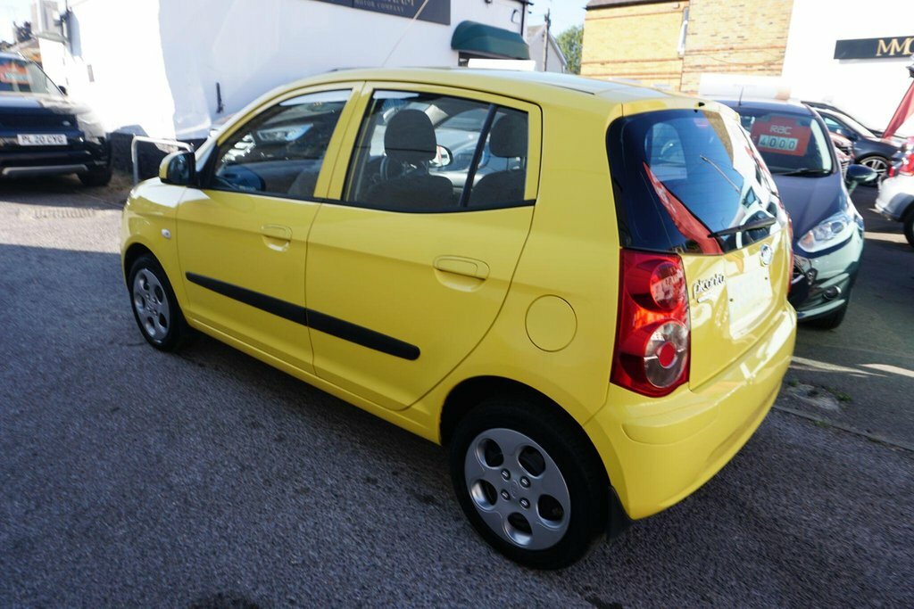Kia Picanto 1.1 Strike Yellow #4