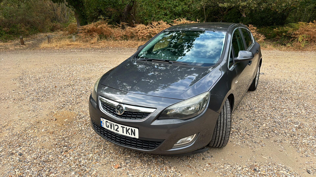 Vauxhall Astra Estate 1.6 16V Exclusiv Sports Tourer Euro 5 Grey #4