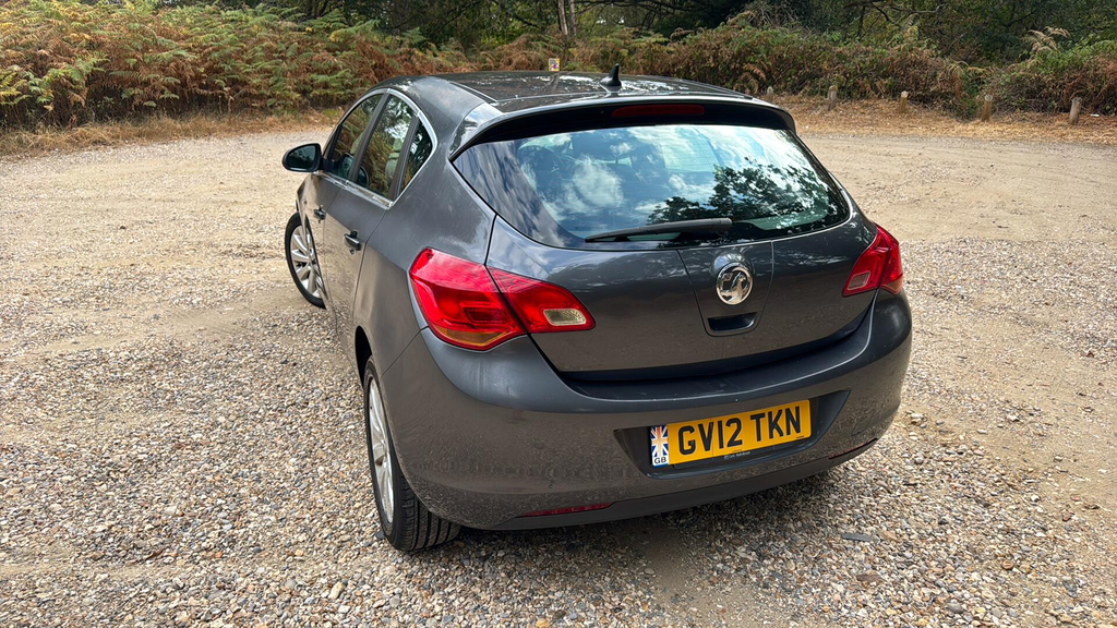 Vauxhall Astra Estate 1.6 16V Exclusiv Sports Tourer Euro 5 Grey #9