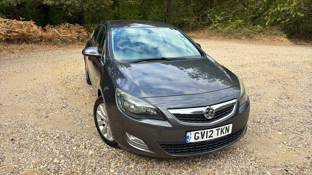 Vauxhall Astra Estate 1.6 16V Exclusiv Sports Tourer Euro 5 Grey #2