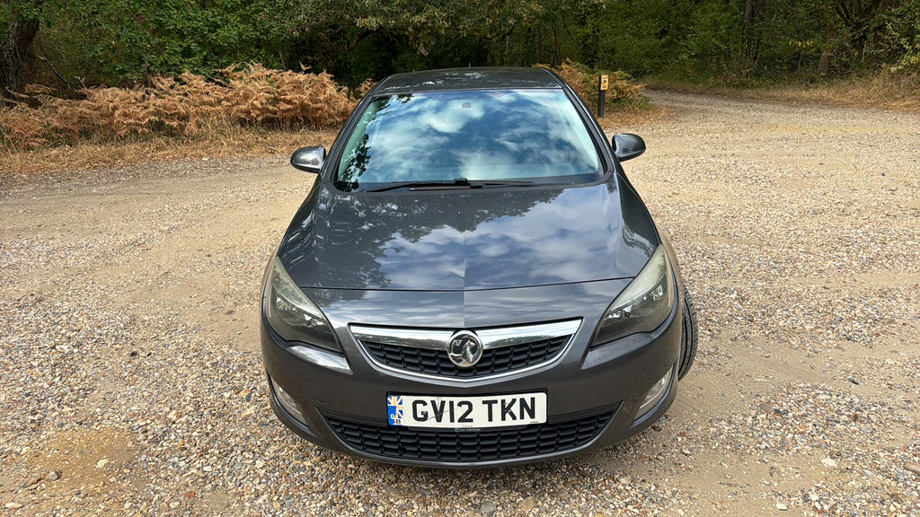 Vauxhall Astra Estate 1.6 16V Exclusiv Sports Tourer Euro 5 Grey #3