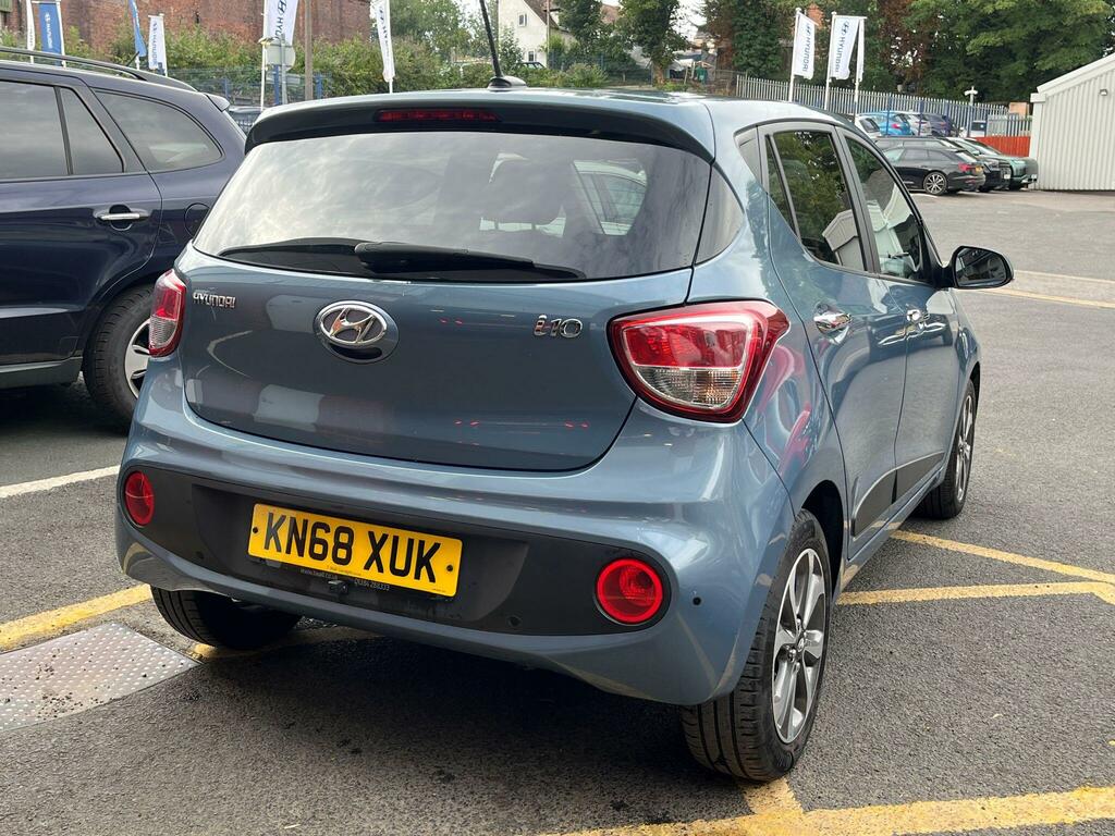 Hyundai I10 1.0 63 Premium Nav Grey #2