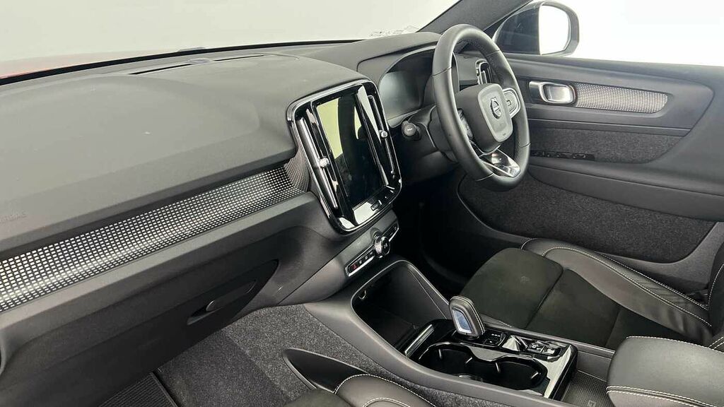Volvo XC40 Recharge R-design, T4 Plug-in Hybrid Red #6