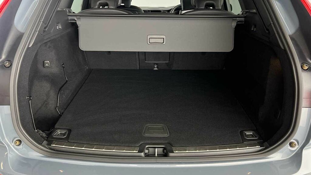 Volvo XC60 R-design, B5 Mild Hybrid Grey #5