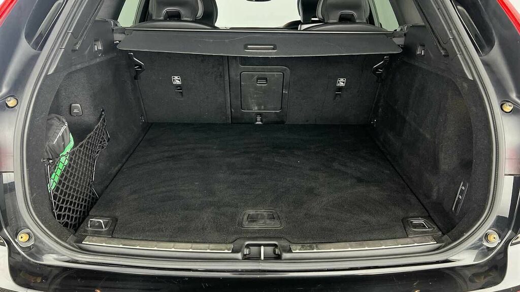 Volvo XC60 R-design Pro, B4 Awd Mild Hybrid Black #5