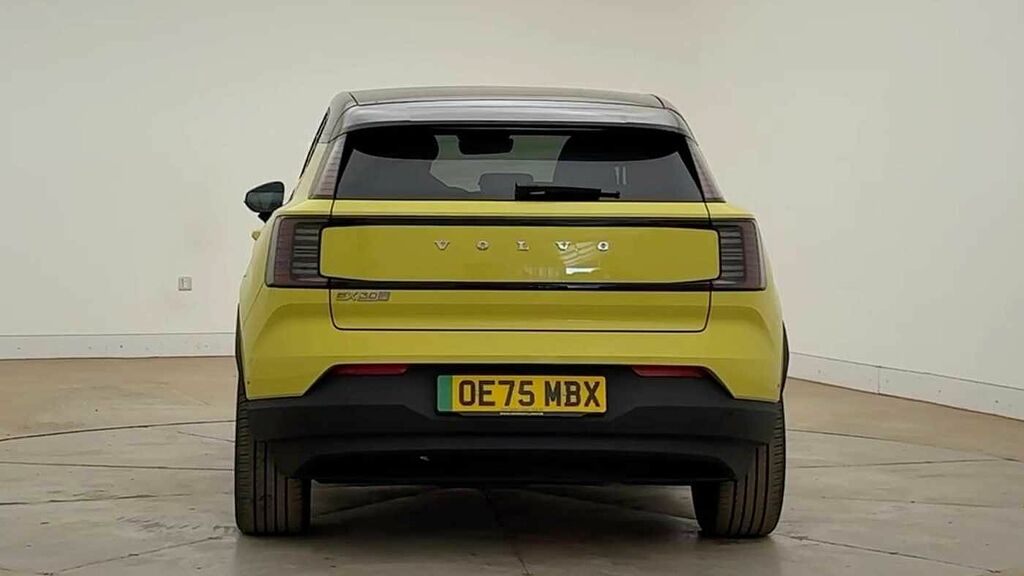 Volvo EX30 Ultra 268Bhp Single Motor Extended Range - Heat Yellow #4
