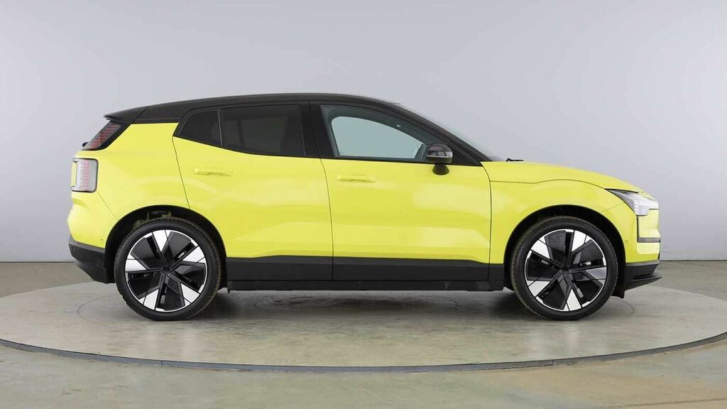 Volvo EX30 Ultra, Single Motor Extended Range, Yellow #2
