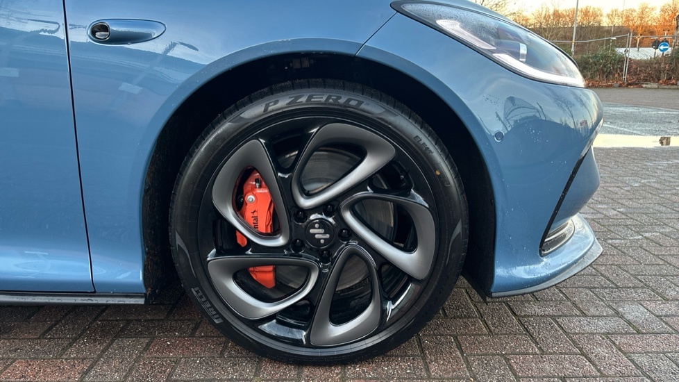 MG IM5 100Kwh Performance Saloon 4Wd 7 BF75XEX Blue #5