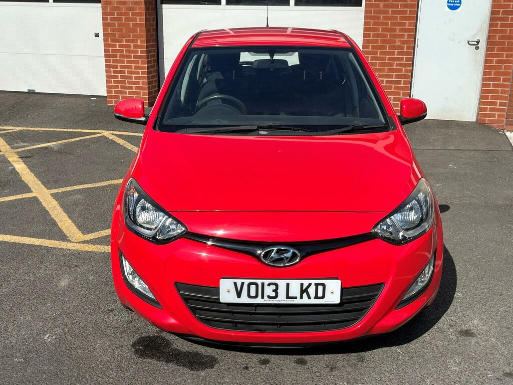 Hyundai I20 1.2 Active Red #3