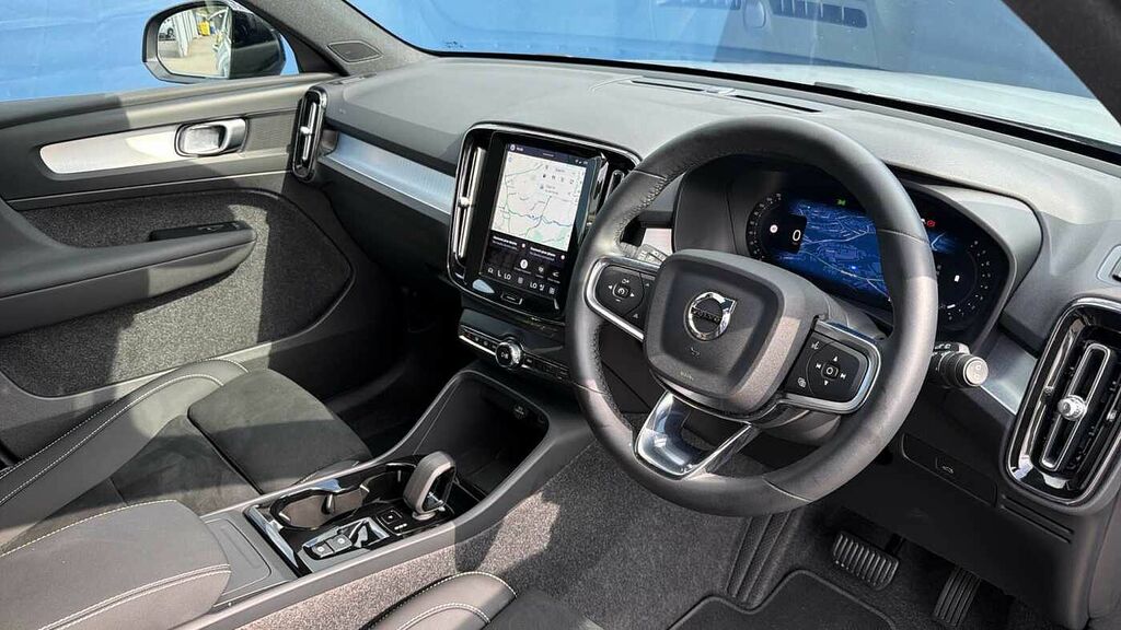 Volvo XC40 B3 161Bhp Black Edition Plus Mild Hybrid - Rear Grey #4