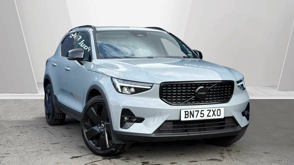 Volvo XC40 B3 161Bhp Black Edition Plus Mild Hybrid - Rear Grey