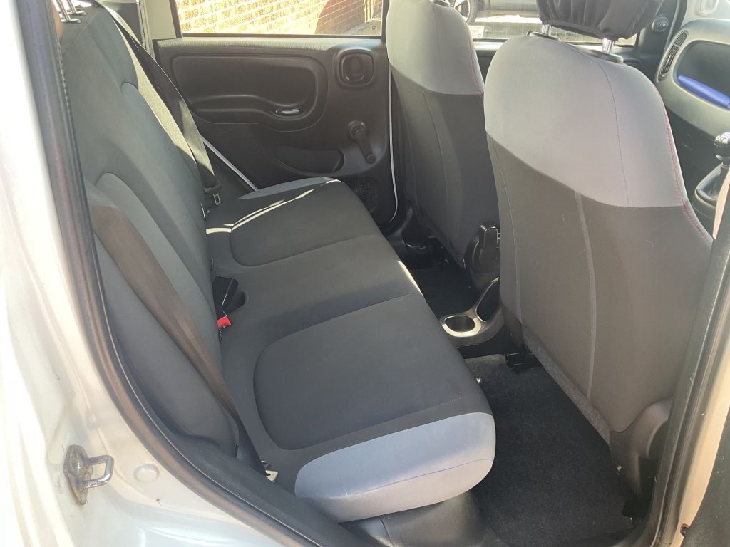 Fiat Panda 1.2 City Cross Green #16