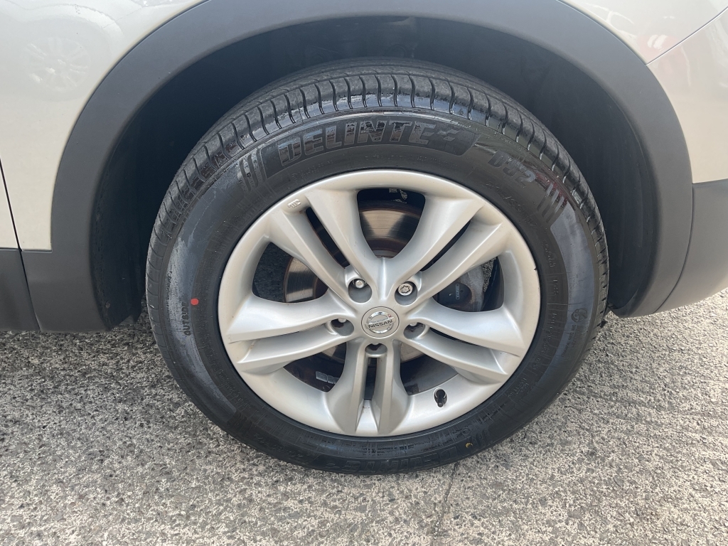 Nissan Qashqai Acenta 117 Bhp Red #22