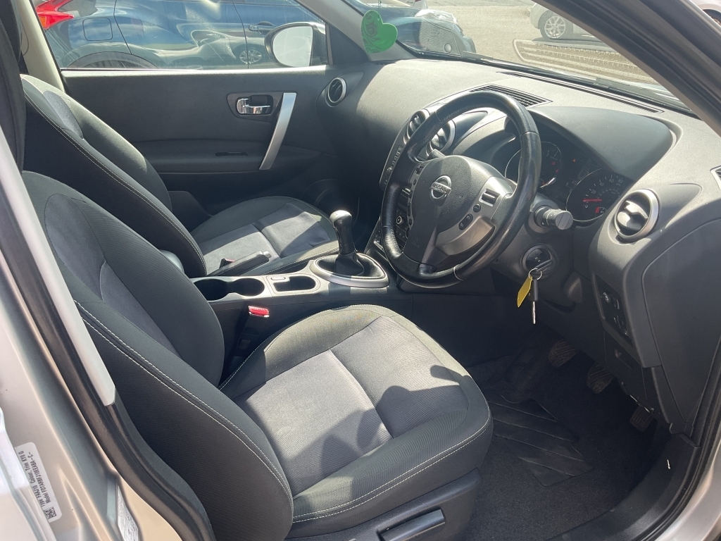 Nissan Qashqai Hatchback 1.6 Acenta Silver #5