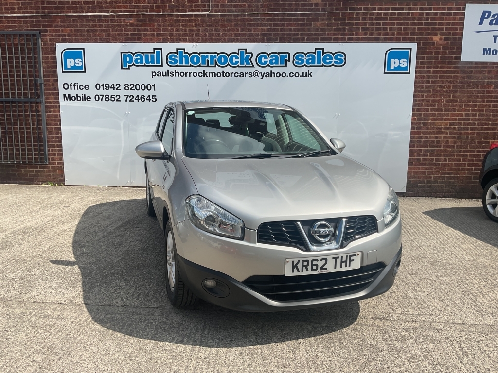 Nissan Qashqai Hatchback 1.6 Acenta Silver