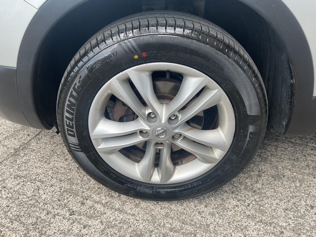 Nissan Qashqai Acenta 117 Bhp Red #19