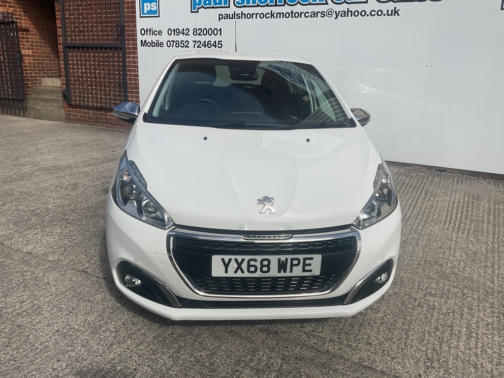 Peugeot 208 Hatchback 1.2 S S Tech Edition White #2
