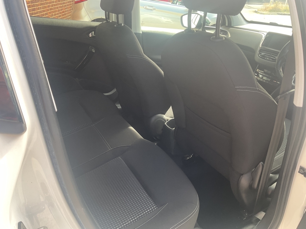 Peugeot 208 Hatchback 1.2 Puretech Allure Premium Euro 6 Ss Grey #20