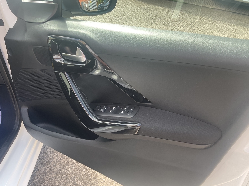 Peugeot 208 Hatchback 1.2 Puretech Allure Premium Euro 6 Ss Grey #19