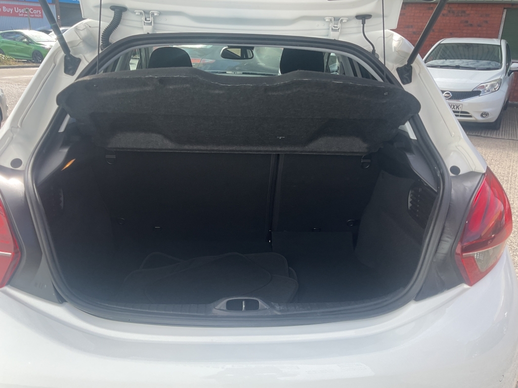 Peugeot 208 Hatchback 1.2 Puretech Allure Premium Euro 6 Ss Grey #22
