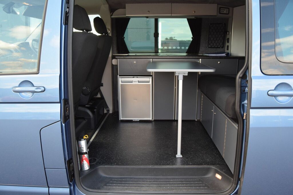 Volkswagen Transporter T30 Tdi 140 Highline Bmt Swb Low Roof Silver #25