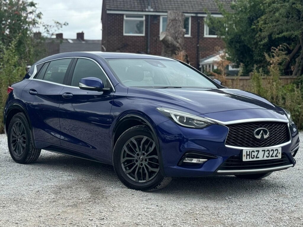 Infiniti Q30 1.5D Se Business Dct Euro 6 Ss Blue