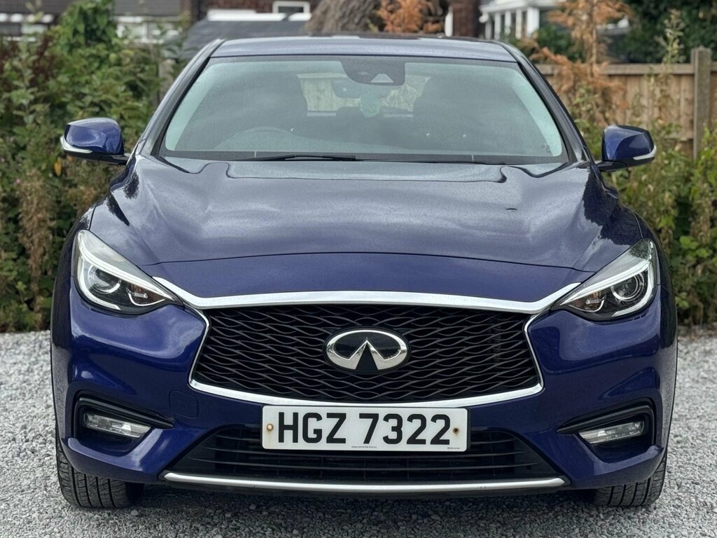 Infiniti Q30 1.5D Se Business Dct Euro 6 Ss Blue #4