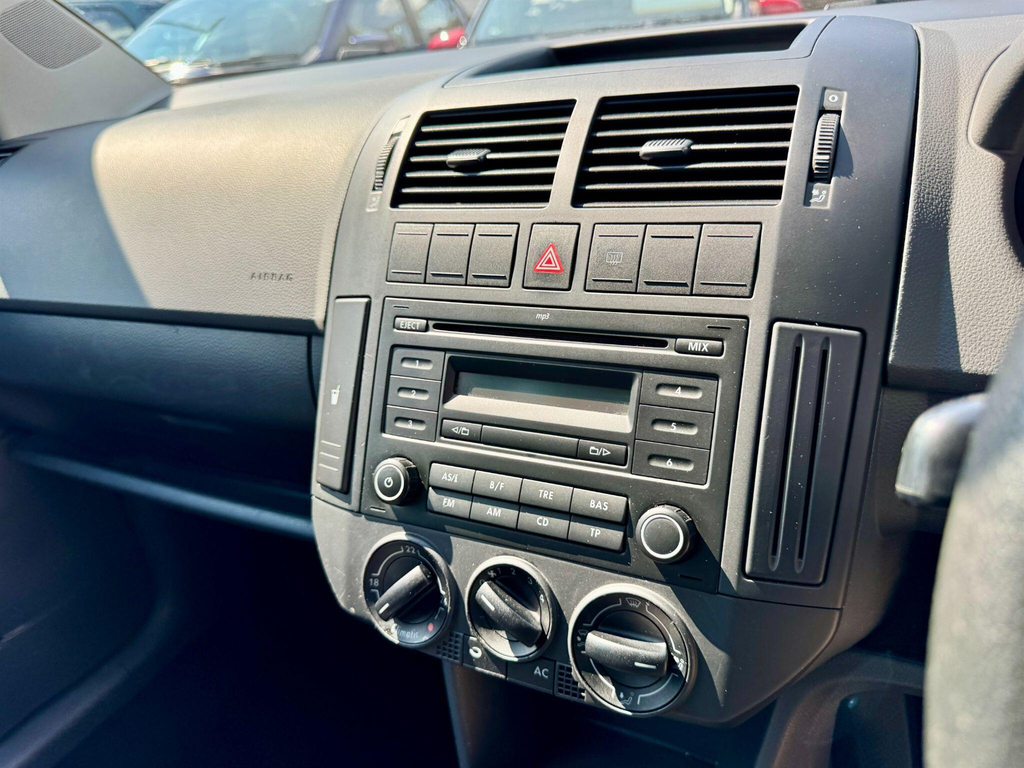Volkswagen Polo 1.4 S Silver #27