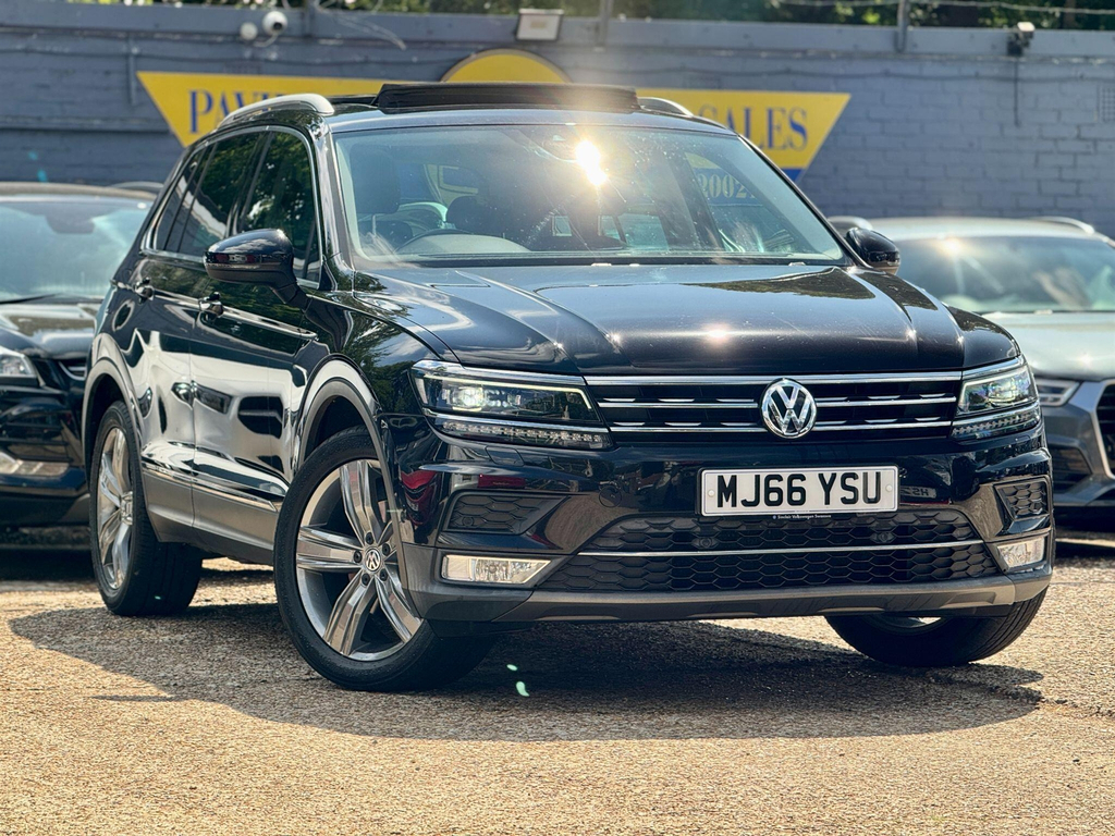 Volkswagen Tiguan Suv Black