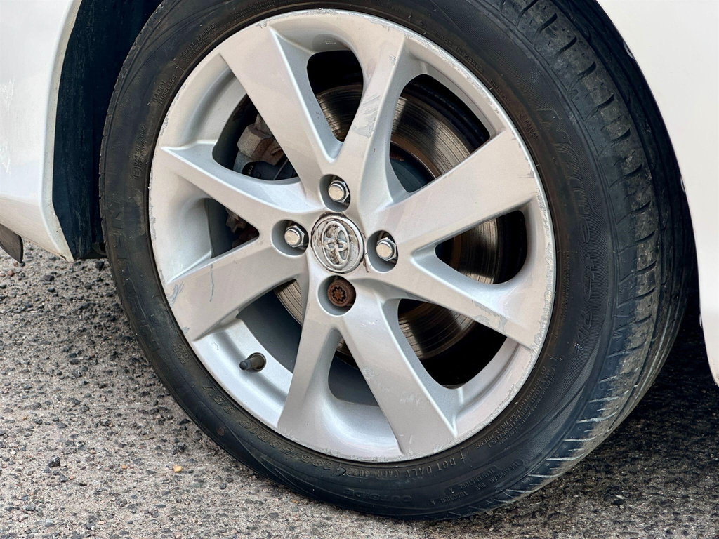 Toyota Yaris Trend Grey #29