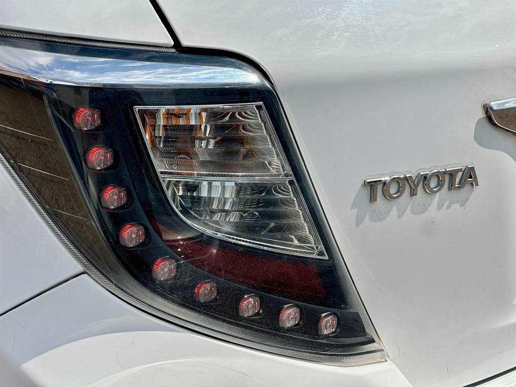 Toyota Yaris Trend Grey #40