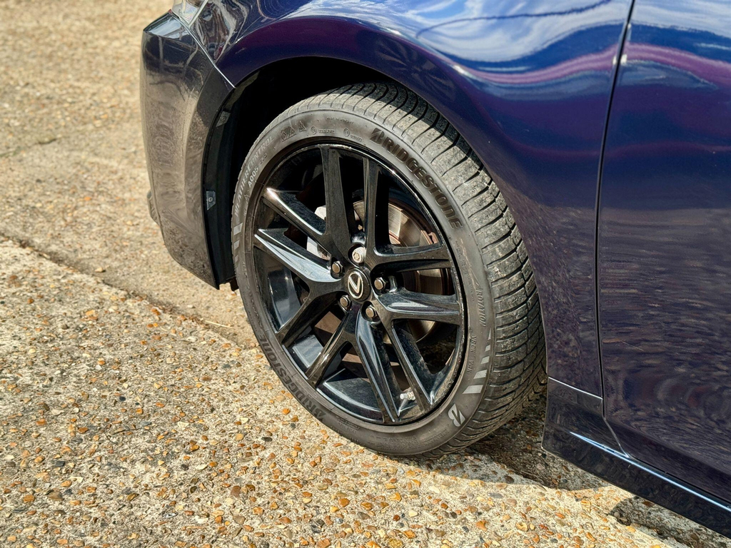 Lexus CT 200H 1.8 F-sport Cvt White #39