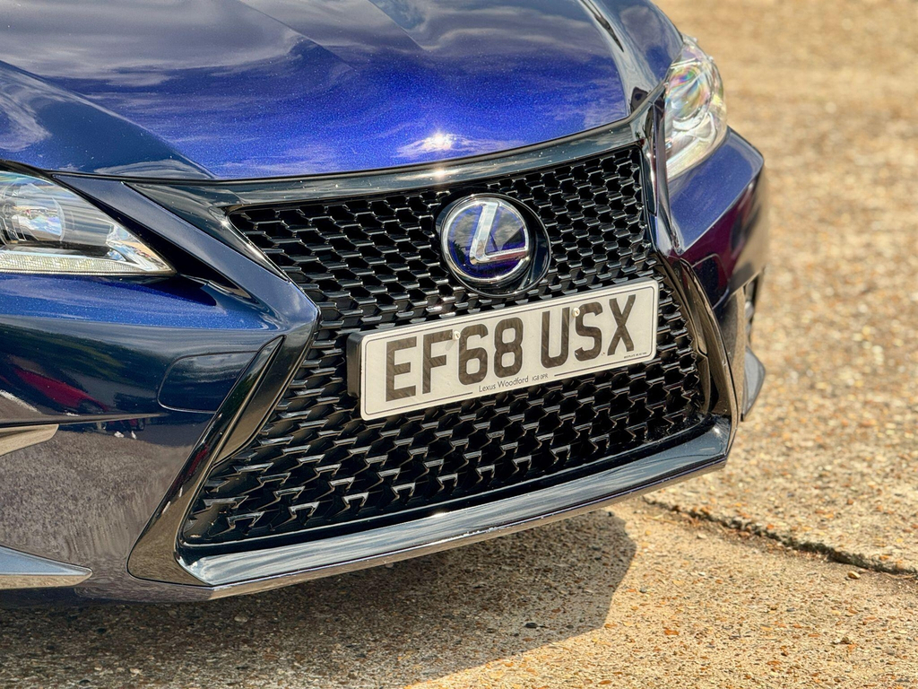 Lexus CT 200H 1.8 F-sport Cvt White #54
