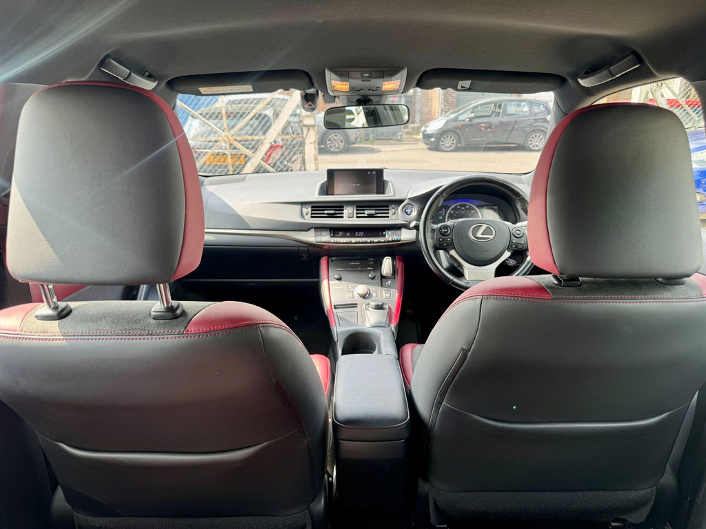 Lexus CT 200H 1.8 F-sport Cvt White #61