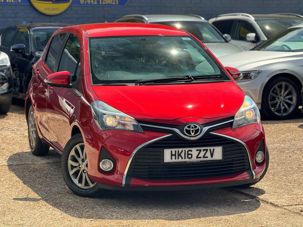Toyota Yaris Hatchback HK16ZZV Red #6