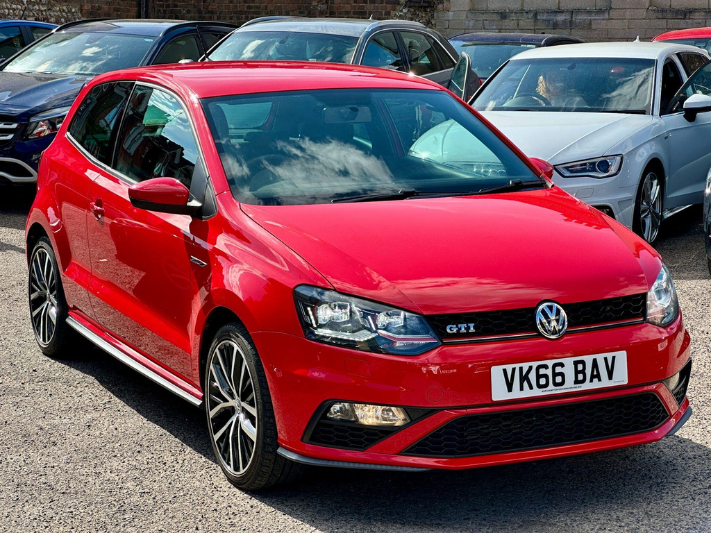 Volkswagen Polo Hatchback VK66BAV Red #5
