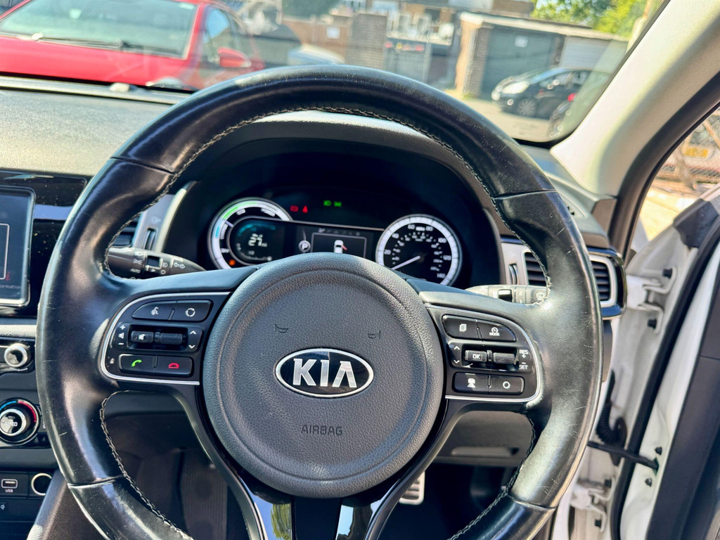 Kia Niro Niro 1.6 Gdi Hybrid 2 Dct Estate Black #61