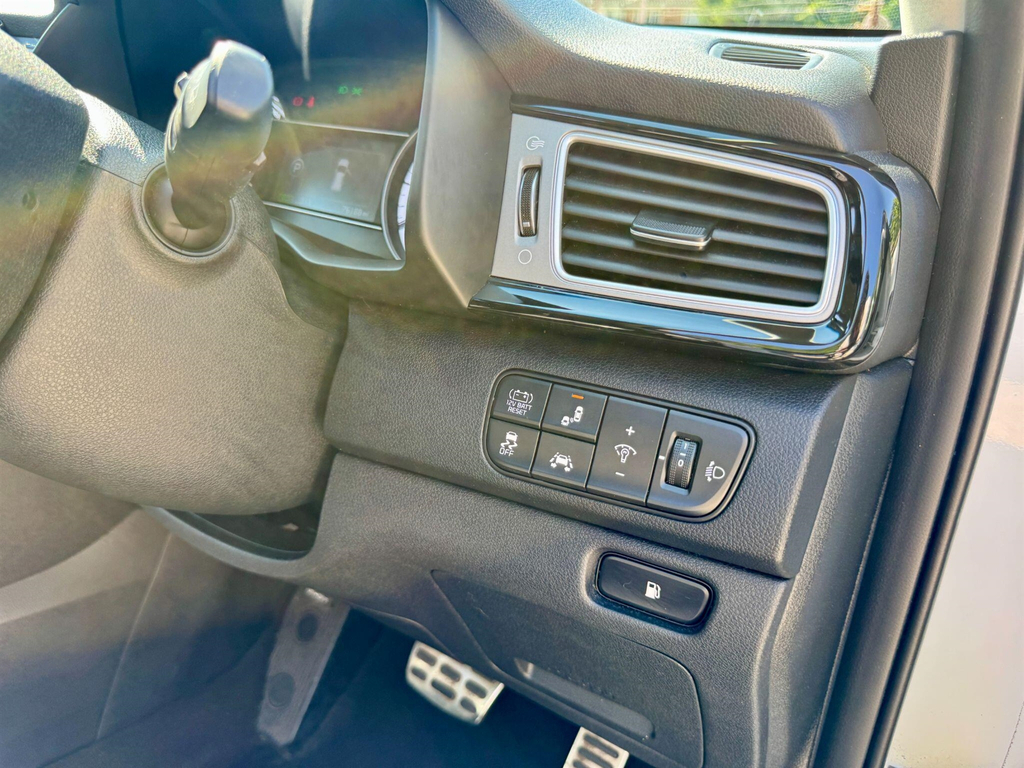 Kia Niro Niro 1.6 Gdi Hybrid 2 Dct Estate Black #36