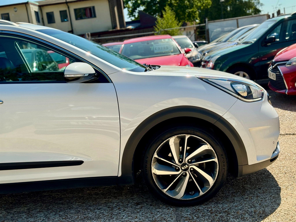 Kia Niro Niro 1.6 Gdi Hybrid 2 Dct Estate Black #18