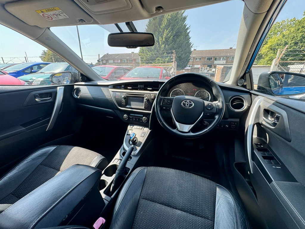 Toyota Auris 1.8 Vvt-h Icon Cvt Euro 5 Ss White #21