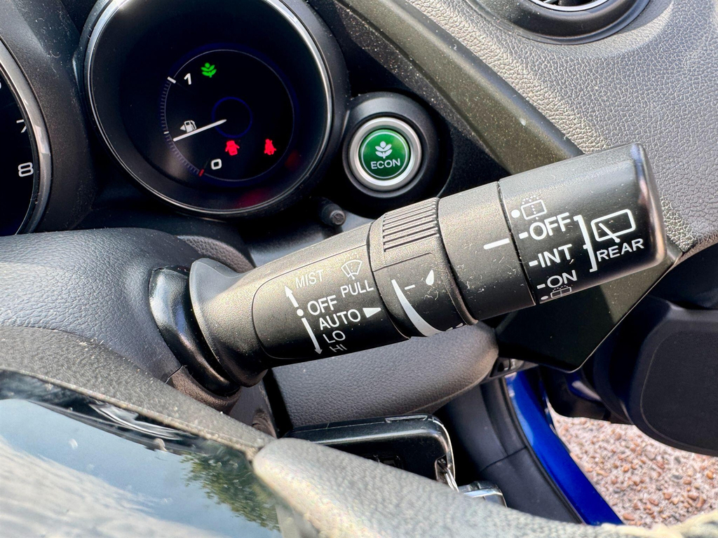 Honda Civic 1.6 I-dtec S. 20 Road Tax. Econom Red #62