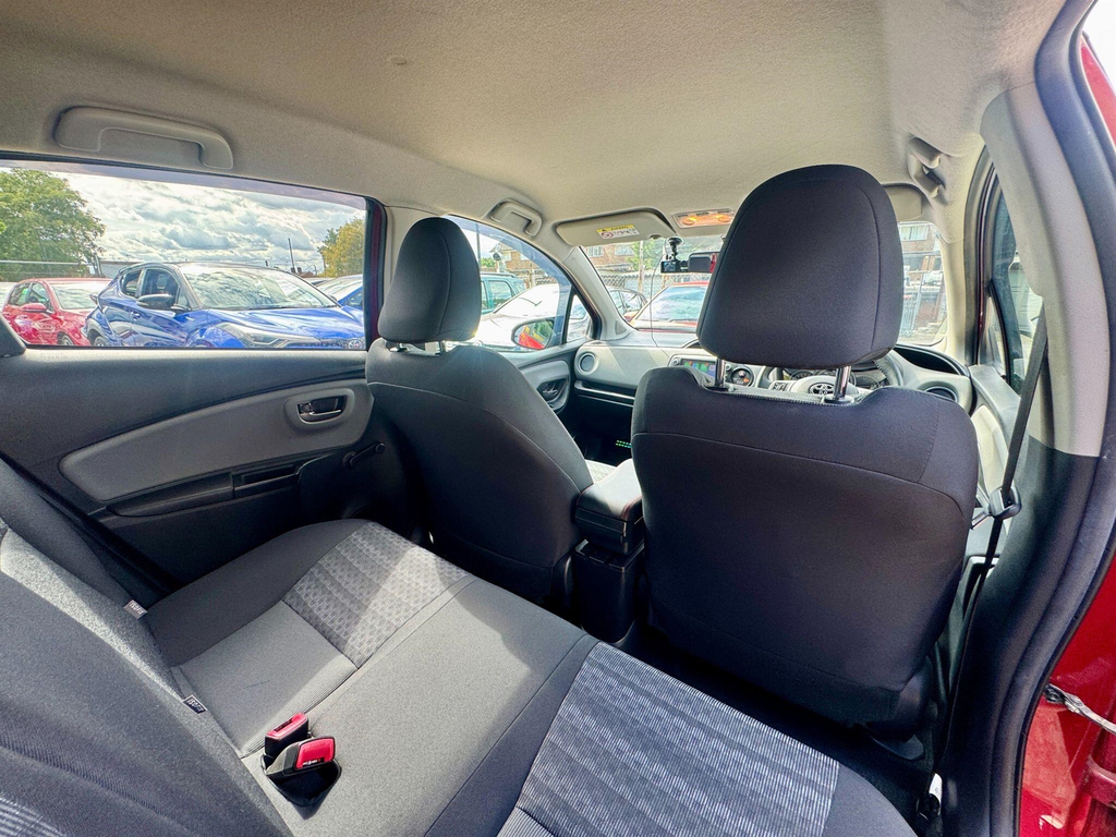 Toyota Yaris 1.33 Dual Vvt-i Icon Euro 6 #32