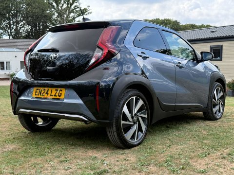 Toyota Aygo X 1.0 Aygo X Grey #3